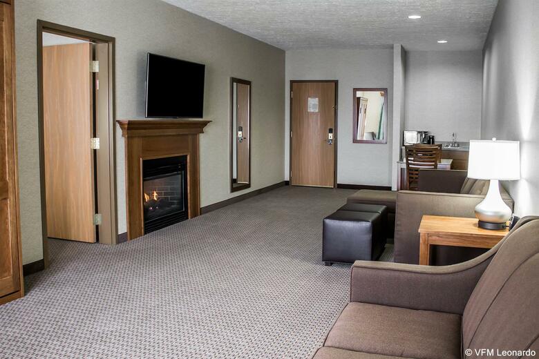 Hotel Comfort Suites