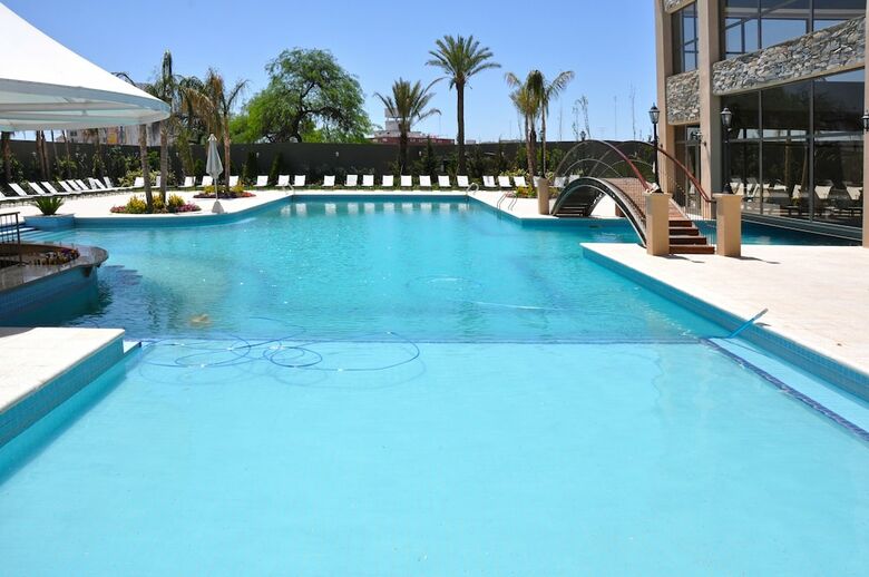 Amerian Hotel Casino Carlos V