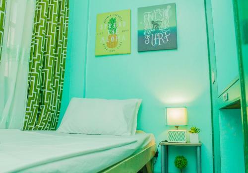 Nomadsmnl Backpackers Homestay