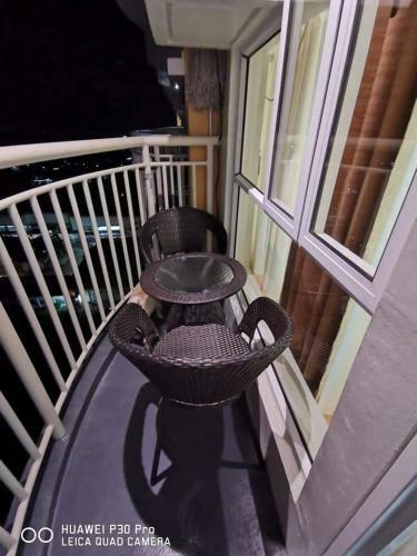 Apartamentos Eam Lake View @ Tagaytay Prime Residences