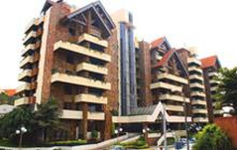 Hotel Toborochi Suites