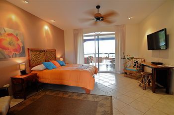 Cocomar Residences And Beachfront Hotel