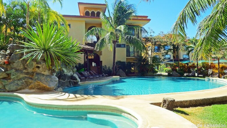 Hotel The Oaks Tamarindo Condominiums