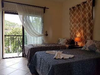 Hotel The Oaks Tamarindo Condominiums