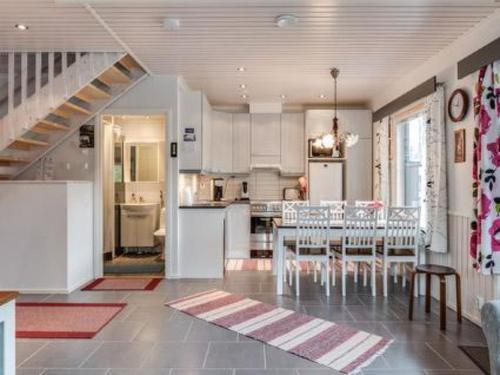 Holiday Home Kes�rinne 1