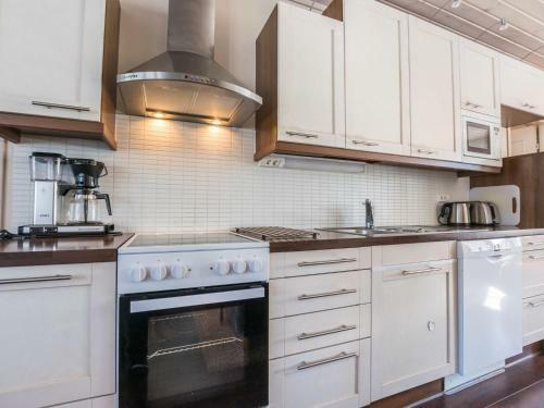 Holiday Home Vuosselinhovi B