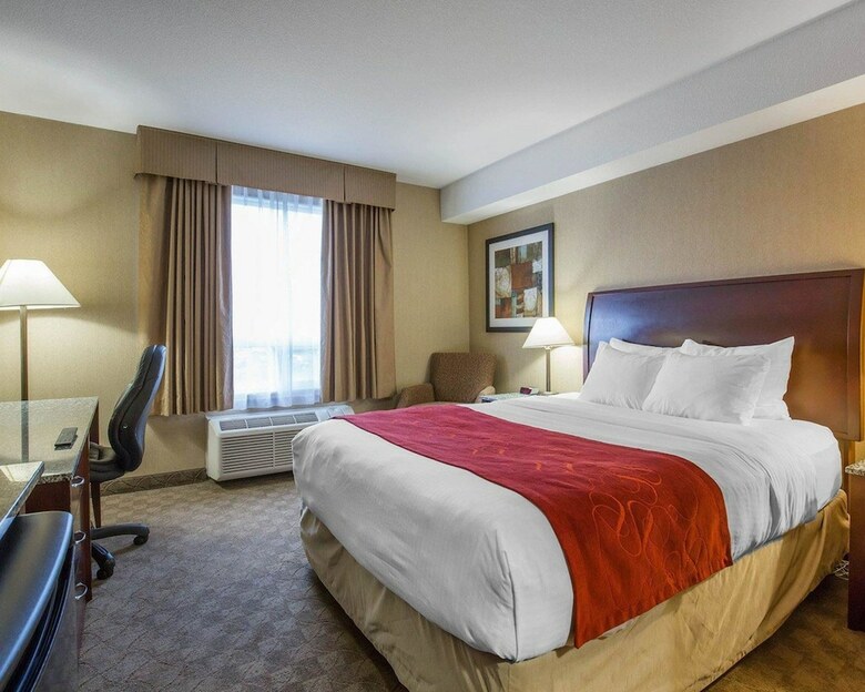Hotel Comfort Inn & Suites