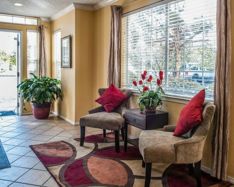 Hotel Suburban Extended Stay