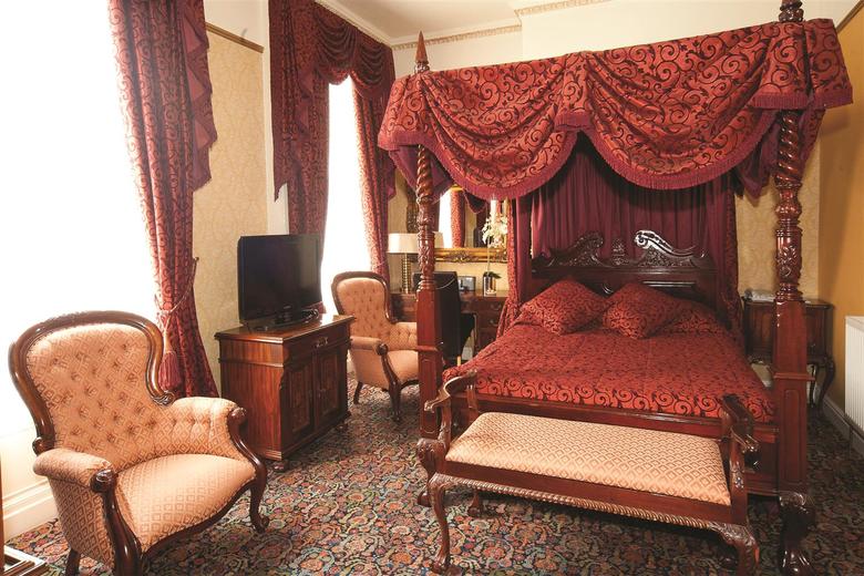 Best Western Feathers Liverpool Hotel