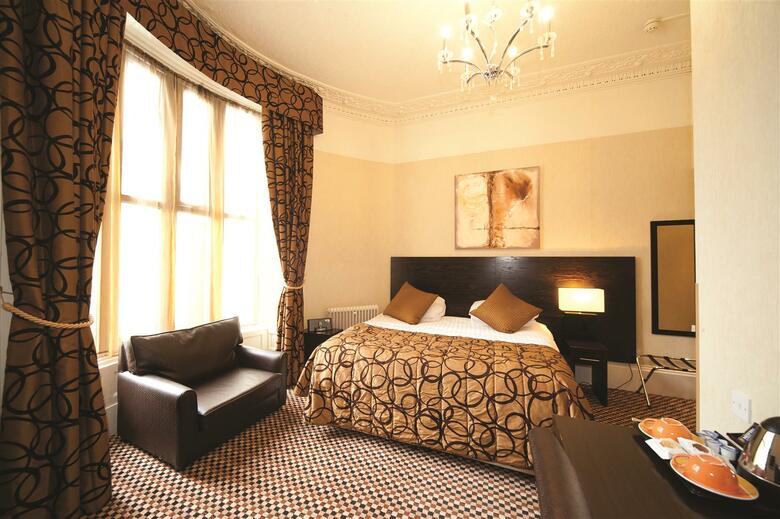 Best Western Feathers Liverpool Hotel