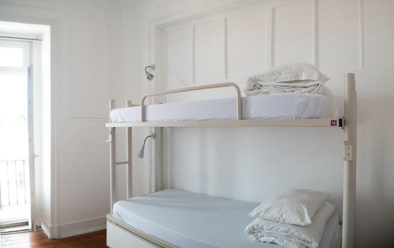 Hotel Hostal Equity Point Lisboa