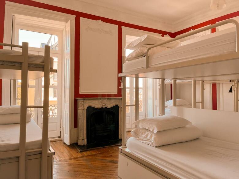 Hotel Hostal Equity Point Lisboa