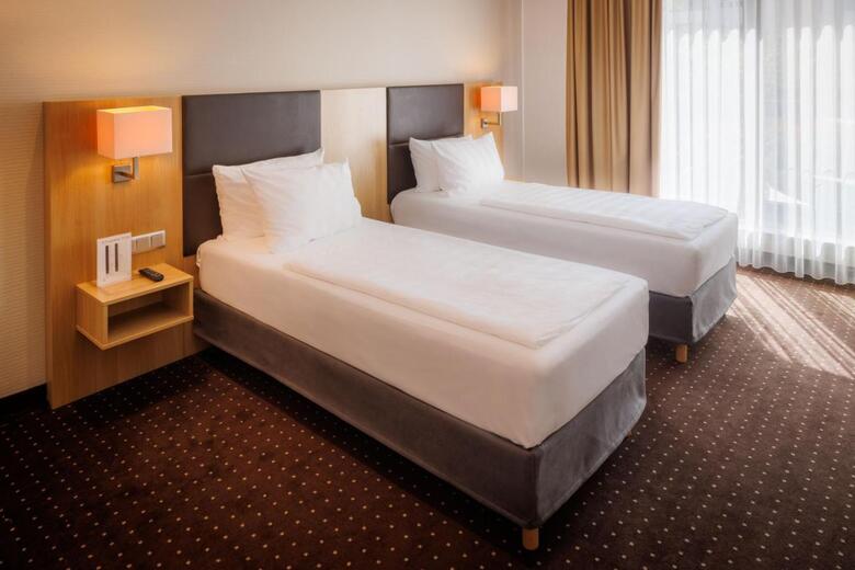 Best Western Premier Hotel Lanzcarre