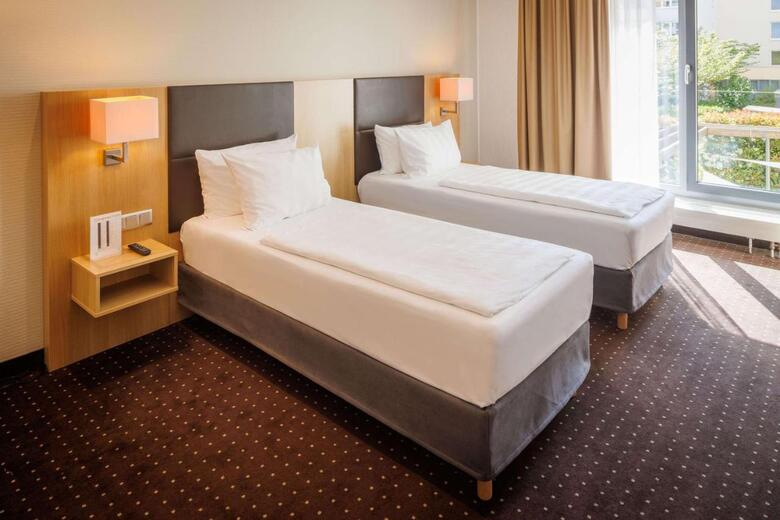 Best Western Premier Hotel Lanzcarre