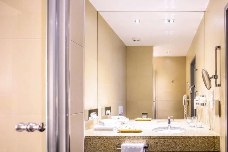 Best Western Premier Hotel Lanzcarre