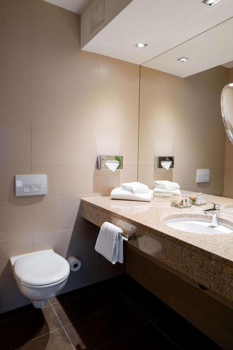 Best Western Premier Hotel Lanzcarre