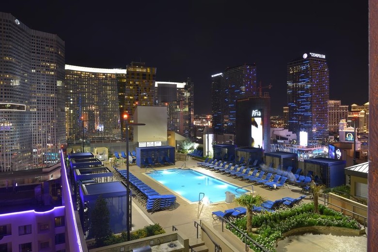 Hotel Polo Towers Suites