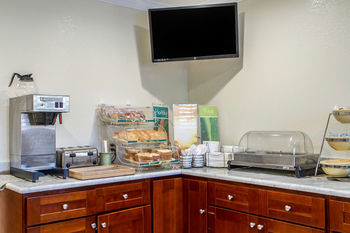Hotel Quality Inn University