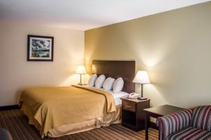 Hotel Quality Inn & Suites