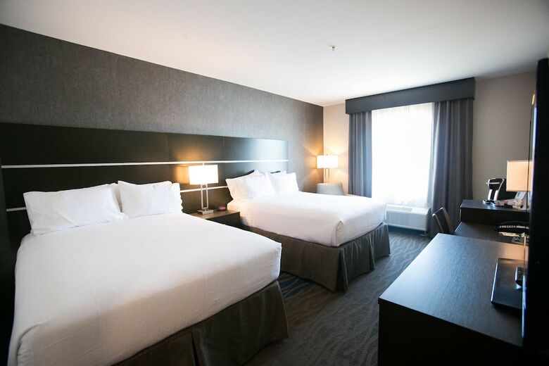 Holiday Inn Express Hotel And Suites Longview North