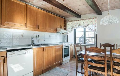 Three-bedroom Apartment In Havdhem