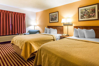 Hotel Quality Inn & Suites