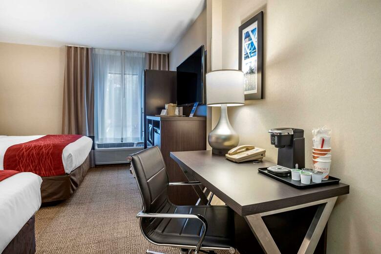 Hotel Comfort Inn
