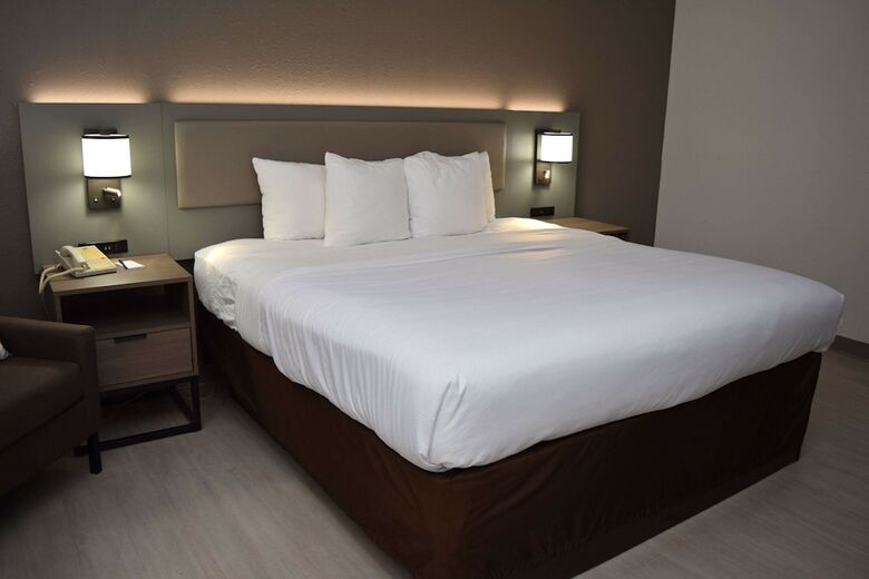 Hotel Comfort Inn Carrier Circle