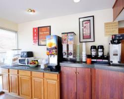 Hotel Econo Lodge Near Motor Speedway