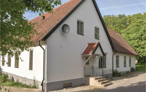 Five-bedroom Holiday Home In Klippan