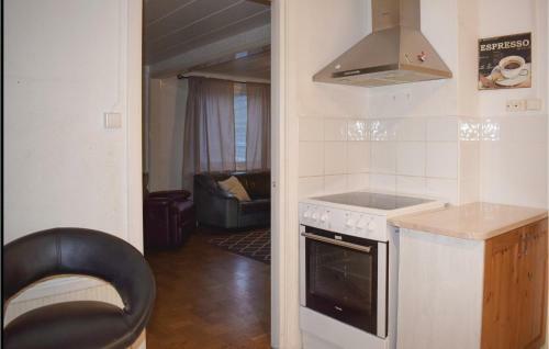 Six-bedroom Holiday Home In Knared
