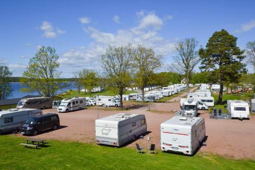 Kristinehamn Herrg�rdscamping & Stugor