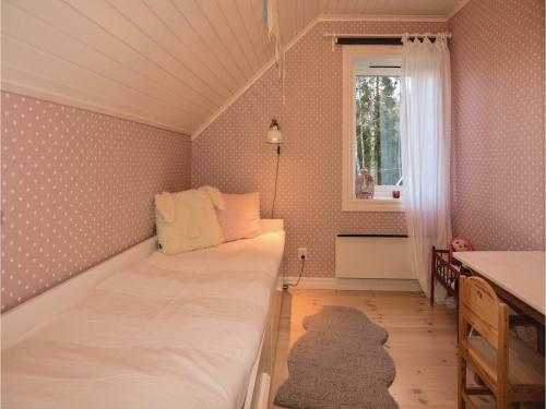 Three-bedroom Holiday Home In Kristinehamn