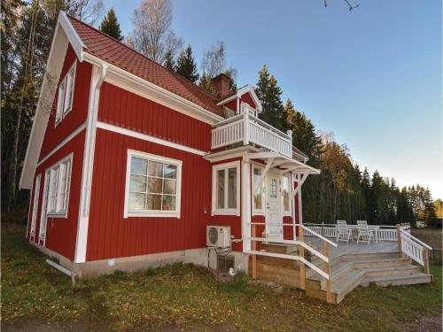 Three-bedroom Holiday Home In Kristinehamn