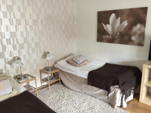 Hotel H�jdens L�gprishotell