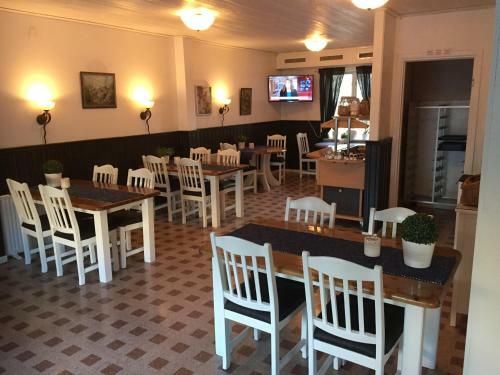 Hotel H�jdens L�gprishotell