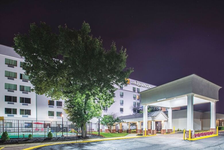 Hotel Comfort Inn