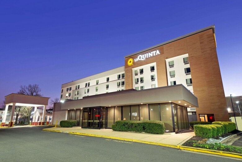Hotel Comfort Inn