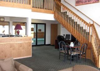 Hotel Rodeway Inn & Suites