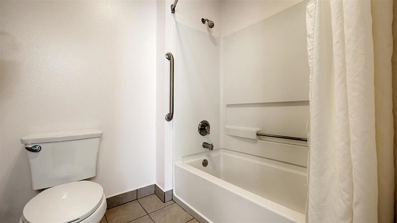 Best Western Salinas Monterey Hotel