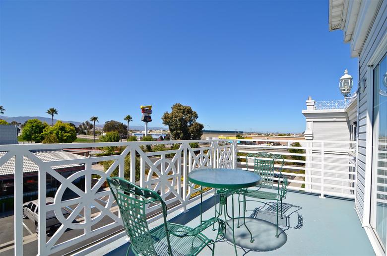Best Western Salinas Monterey Hotel