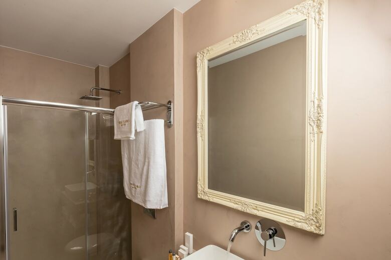 Hotel Athens Mansion Luxury Suites