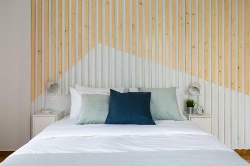 Acropolis Core Bright & Modern Apartment By Upstreet