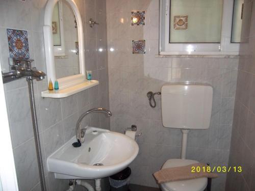 Dima Rooms And Apartments