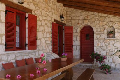 Villa Aresti Mountain Resort