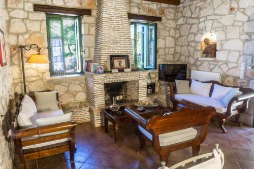 Villa Aresti Mountain Resort