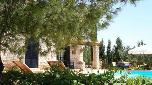 Villa Aresti Mountain Resort