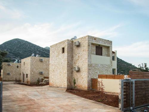 Attractive Villa In Bali Crete With Private Pool