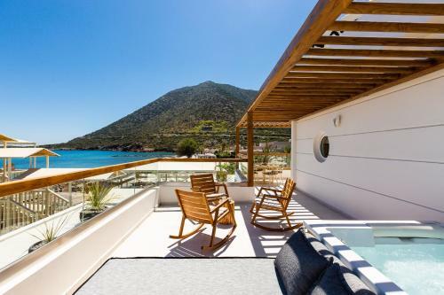 Nostos Beach Boutique Hotel