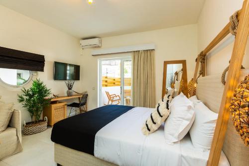 Nostos Beach Boutique Hotel